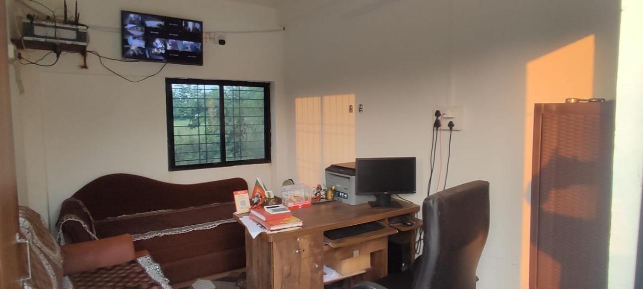 Vrundavan Home Stay And Village Resort Kevadia Esterno foto