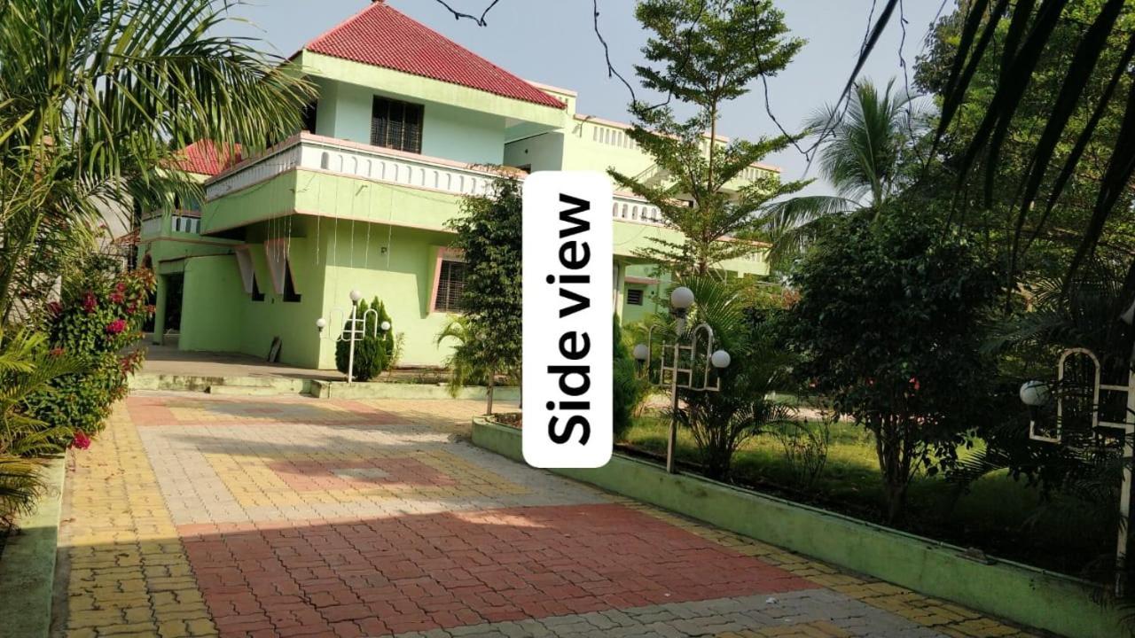 Vrundavan Home Stay And Village Resort Kevadia Esterno foto
