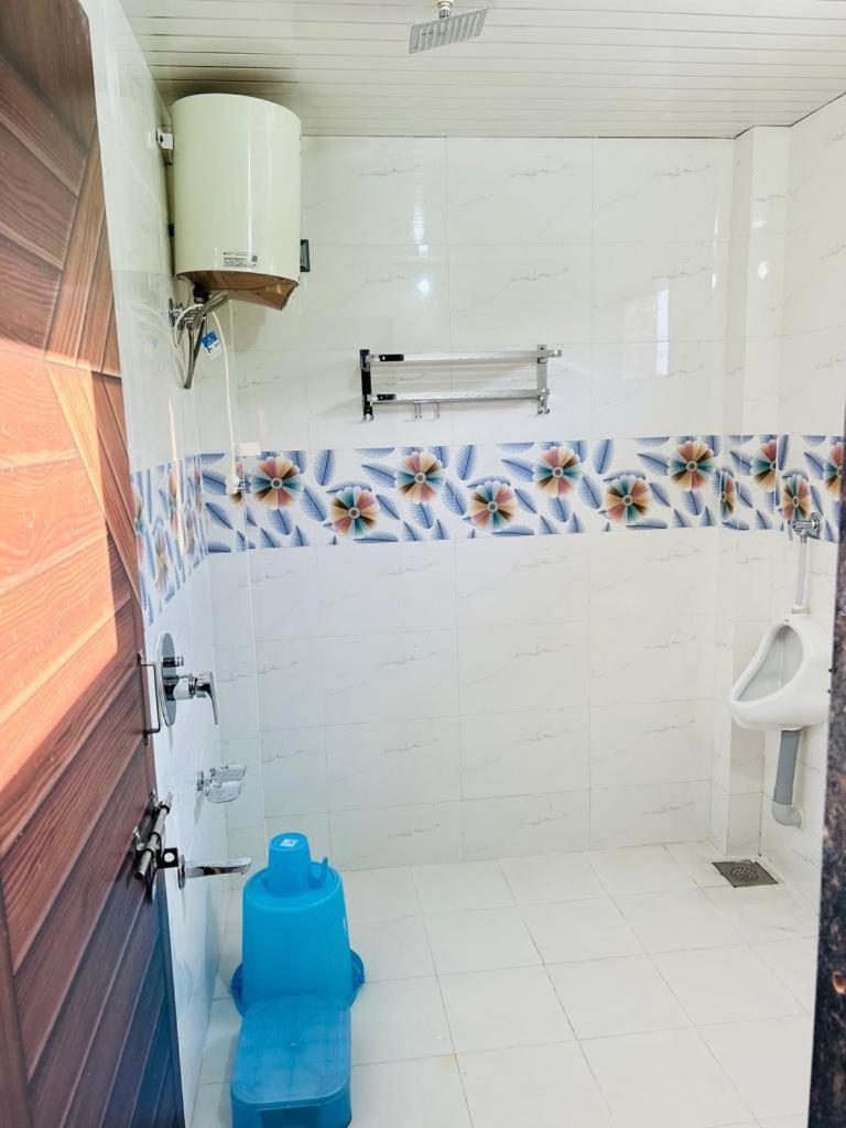 Vrundavan Home Stay And Village Resort Kevadia Esterno foto